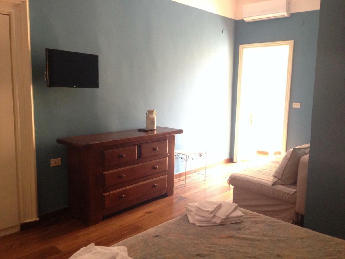 B & B Luca Giordano N6 Neapol Zewnętrze zdjęcie